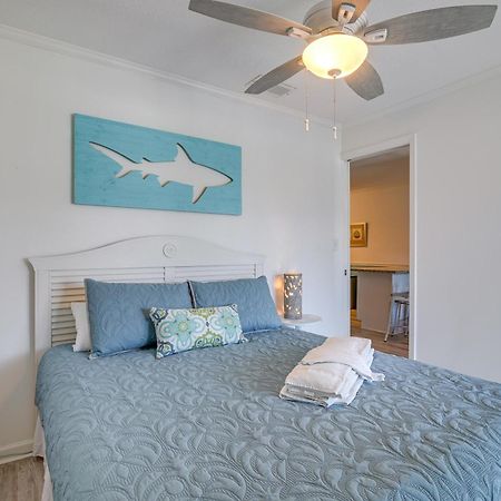 Surfside Beach Escape With Pool - Walk To Ocean! マートルビーチ エクステリア 写真