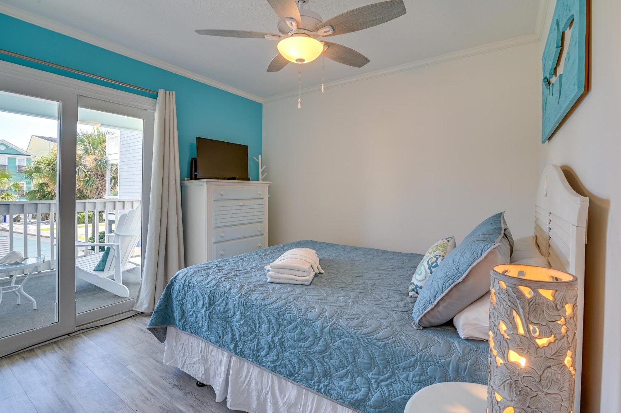 Surfside Beach Escape With Pool - Walk To Ocean! マートルビーチ エクステリア 写真